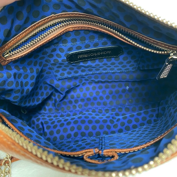 Leather VINTAGE CrossBody bag with adjustable gold Chain link Strap - Picture 10 of 12